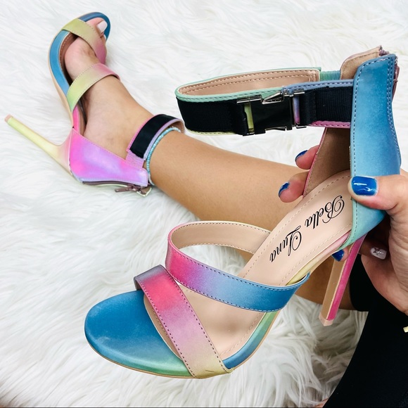 Multi iridescent buckle heel - Picture 9 of 11
